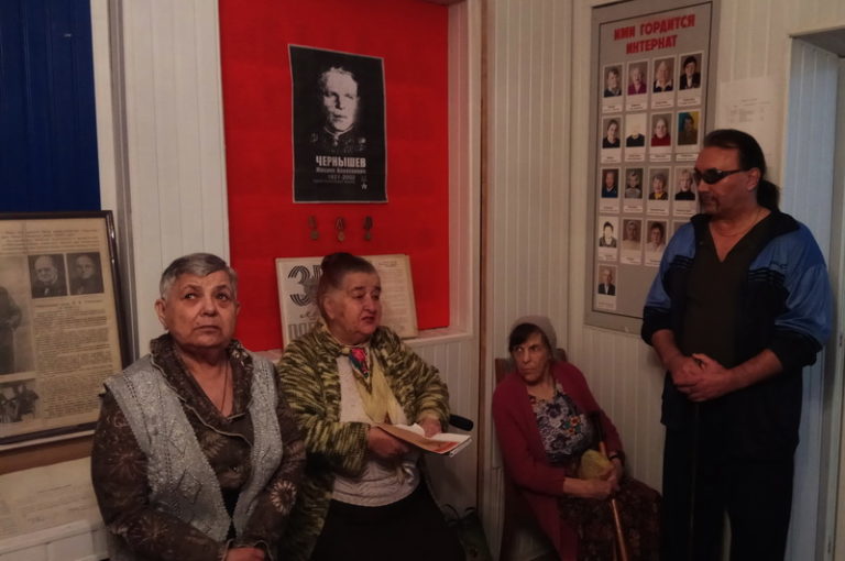 Патриотический час «Мы помним все, мы знаем цену миру!»
