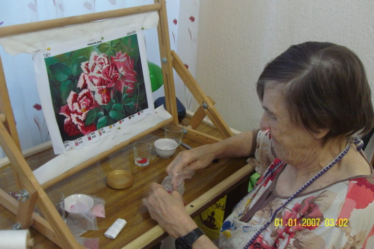 Работа с бисером — сложно и интересно