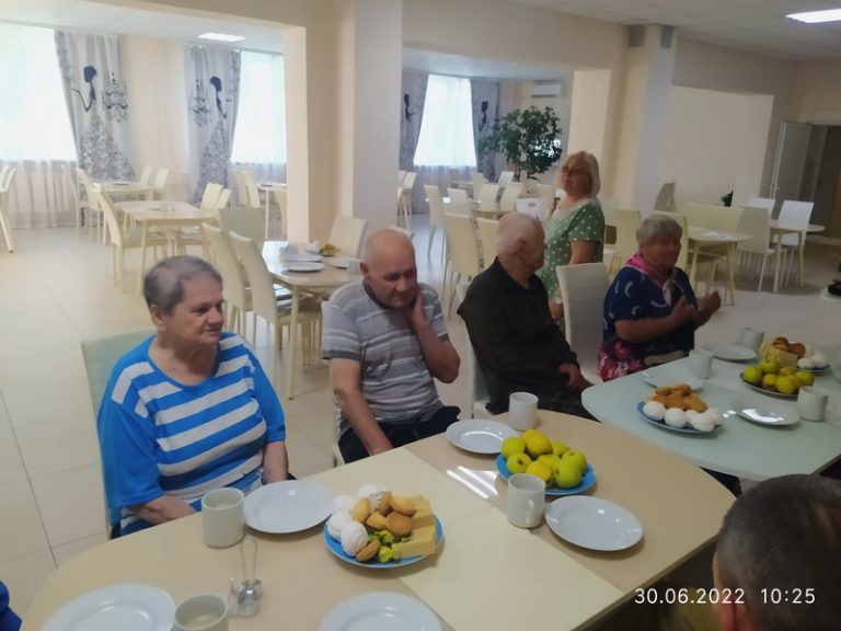 Поздравляем июньских именинников!