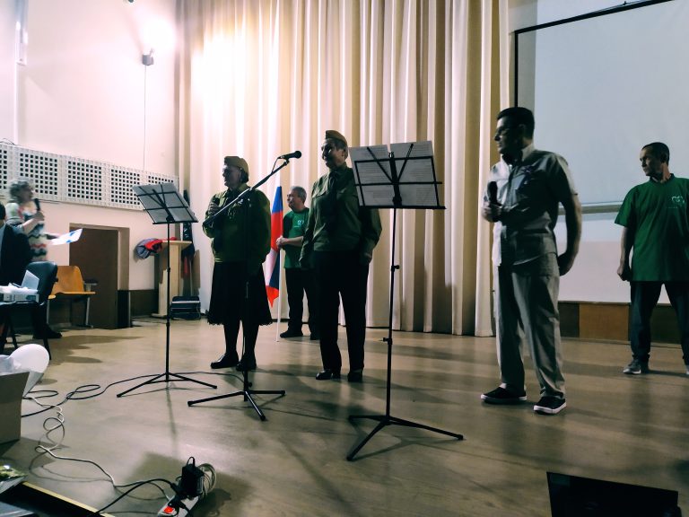 Концерт Вокальной группы пансионата «Еще не вечер» в Первомаю