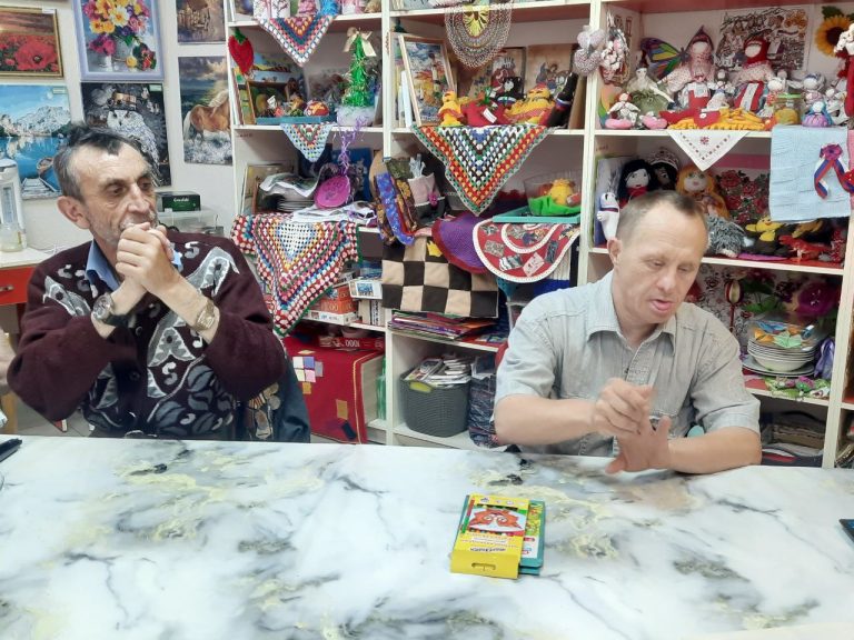 Пальчиковая гимнастика с карандашом и без